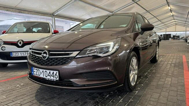 Opel Astra Zduńska Wola - zdjęcie 1