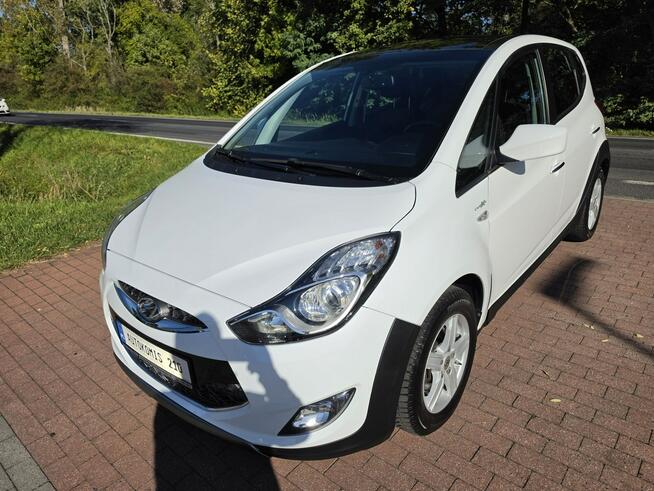 Hyundai ix20 Crossline 1,4 benzyna z niskim przebiegiem panorama dach Cielcza - zdjęcie 2