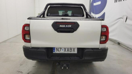 Toyota Hilux 2.8 D-4D Double Cab Invincible 4x4 aut Grójec - zdjęcie 7