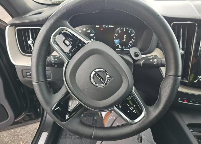 Volvo XC 60 INSCRIPTION / AWD / T6 / niski przebieg Białystok - zdjęcie 8