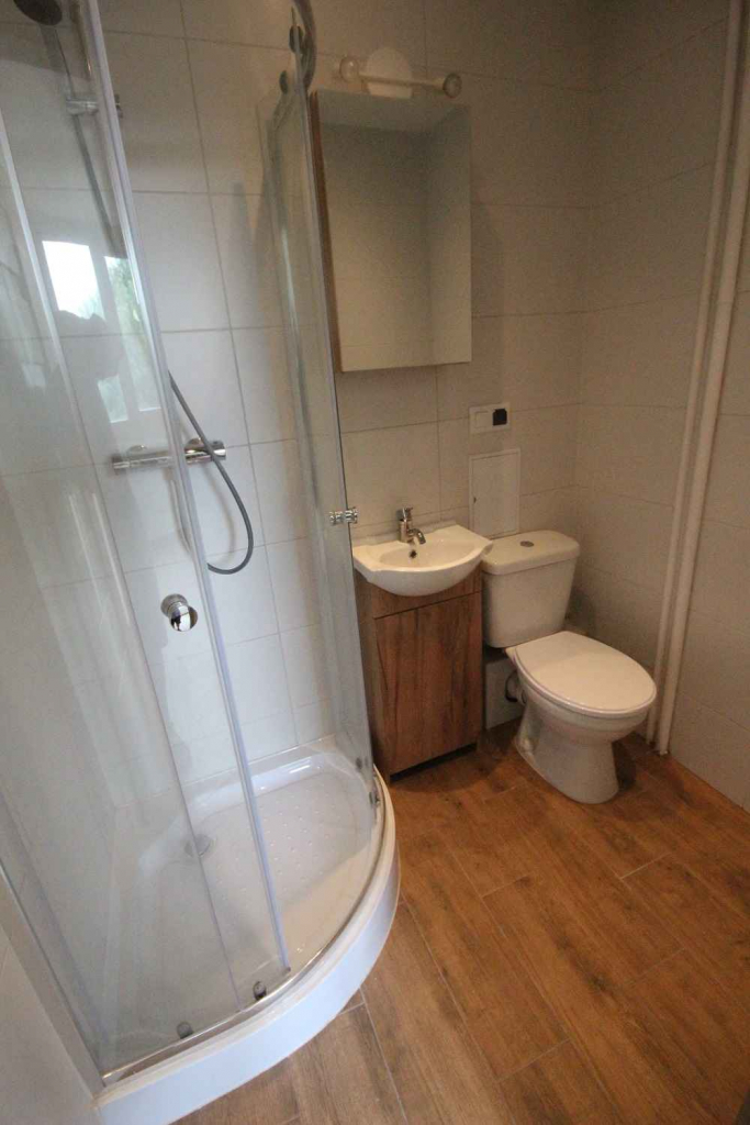 1pok, 24met, Okolice Sky Tower PO REMONCIE/WINDA (Wrocław) Krzyki - zdjęcie 5