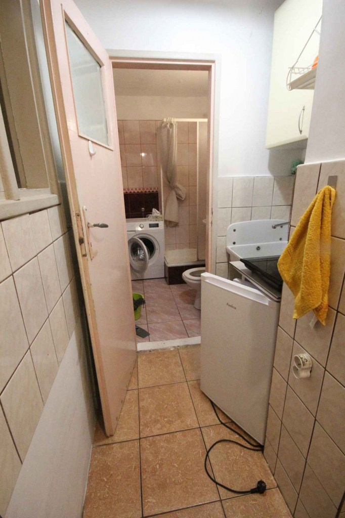 1pok, 25met, okolice Oławskiej PIWNICA (Wrocław) Stare Miasto - zdjęcie 4