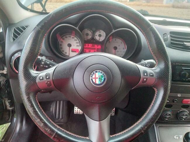 Sprzedam samochód marki Alfa Romeo GT 19 JTD 16 V z 2006 rok Knurów - zdjęcie 6
