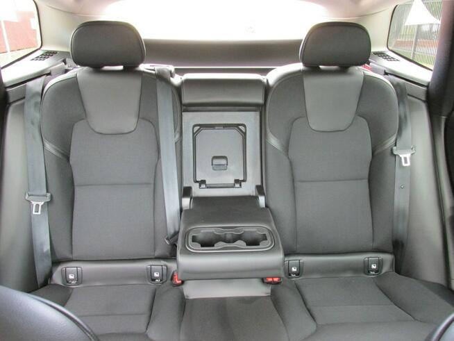 Volvo XC 60 z Gwarancją Bezwypadkowy Model 2020r Żyrardów - zdjęcie 9