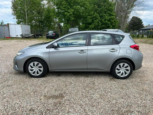 Toyota Auris 1,3 Benzyna 2014r 99KM Białogard - zdjęcie 12