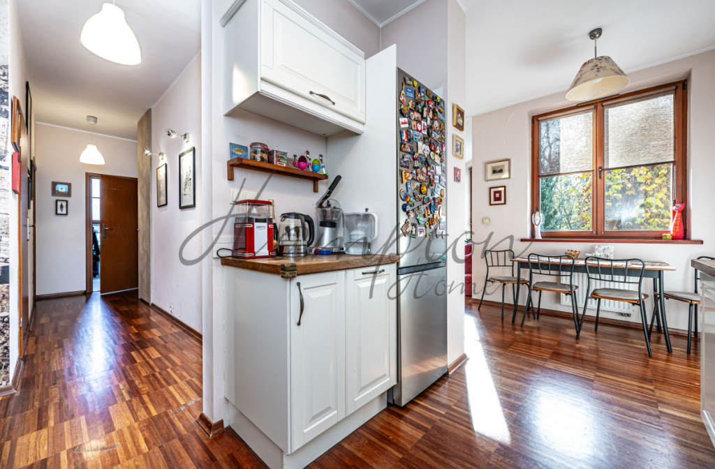 Apartament w ciszy i zieleni na zamkniętym osiedlu Konstancin-Jeziorna - zdjęcie 9