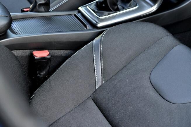 Volvo V40 1,6Hdi 115KM Digital Kamera Navi  Parktronik Płock - zdjęcie 10