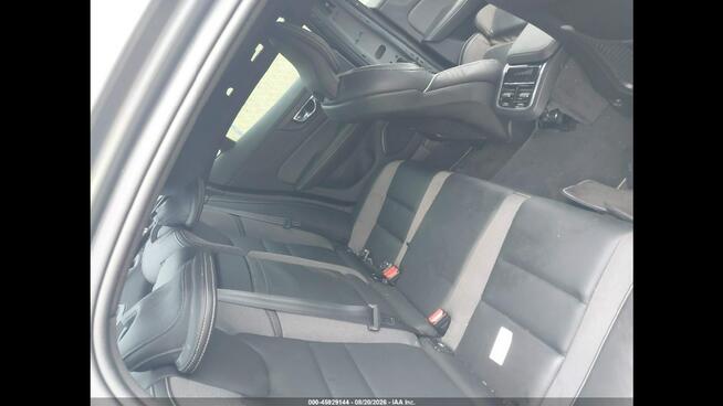 Volvo S60 R-DESIGN / AWD / T5 / niski przebieg Cieszyn - zdjęcie 10