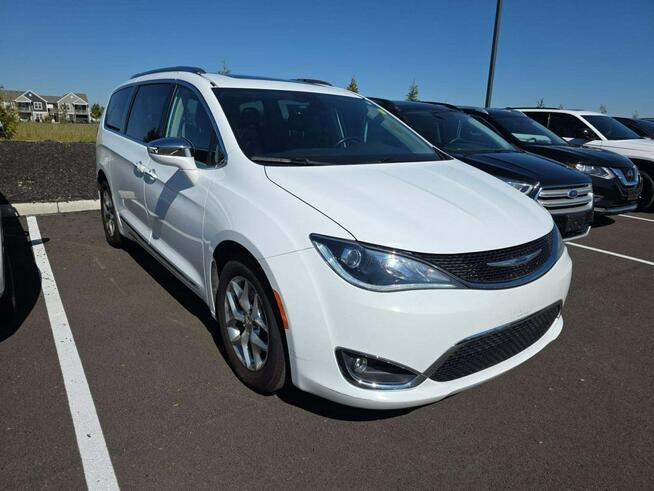 Chrysler Pacifica LIMITED / Benzyna / niski przebieg Białystok - zdjęcie 1
