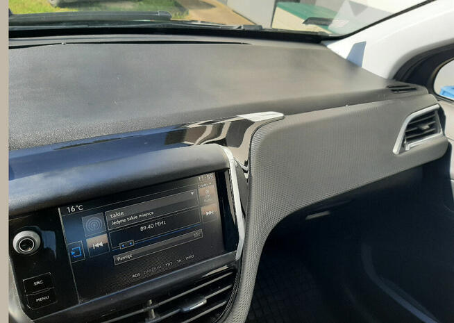 Peugeot 2008 I LIFT1,2 benzyna, tylko 90000km -Nowy rozrząd Bochnia - zdjęcie 11