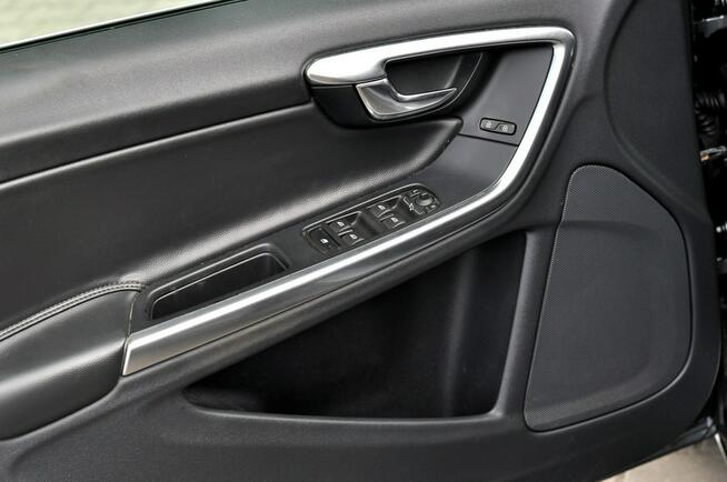 Volvo V60 LiFT 2,0 Disel Ledy Skóra City Navi Full Opcja Płock - zdjęcie 5