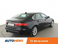 Jaguar XF automat jasne skóry bi-xenon navi grzane fotele szyberdach Warszawa - zdjęcie 7