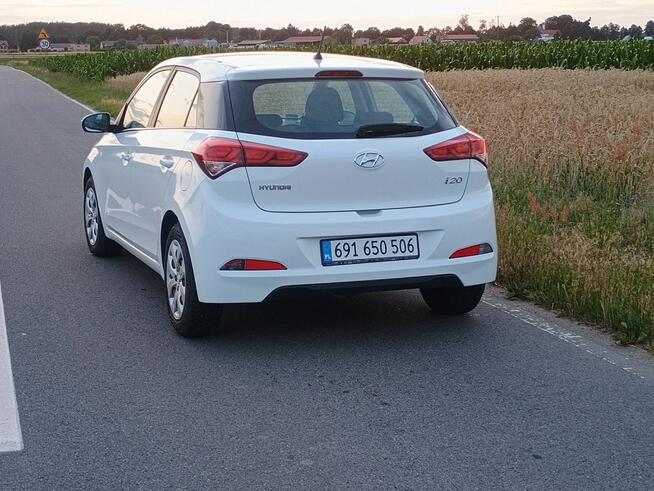 Hyundai i20 nowoczesny miejski z silnikiem 1,1 CRDi Słupca - zdjęcie 6