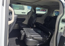Chrysler Pacifica LIMITED / Benzyna / niski przebieg Warszawa - zdjęcie 9