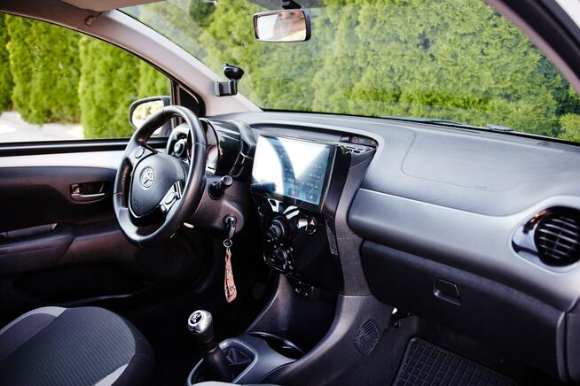 Toyota Aygo 1.0_72KM_KAMERA_SALON POLSKA_FV23 Rzekuń - zdjęcie 12