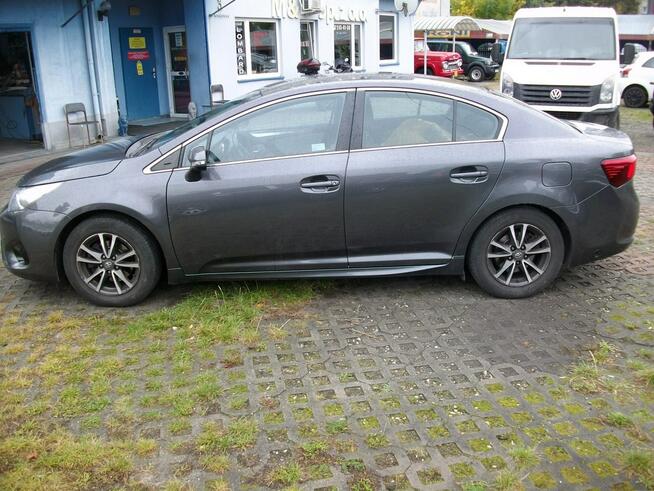 Toyota Avensis Z gazem/ II Właściciel /Hak / 1.8 benzyna /108 KW Katowice - zdjęcie 10