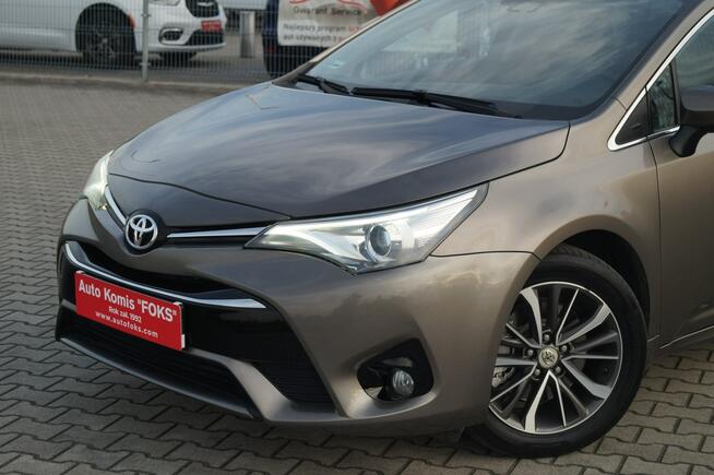 Toyota Avensis Salon PL 2,0 143 KM  Premium NAVI Skóra Fakt.VAT 23 % Goczałkowice-Zdrój - zdjęcie 2