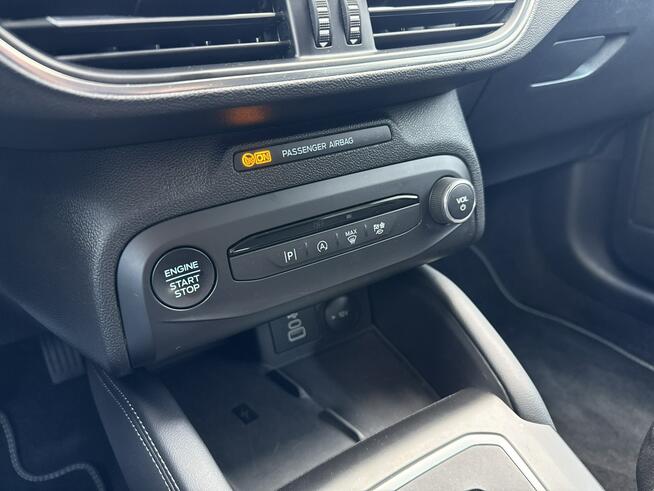 Ford Focus Titanium X  1.0 EcoBoost mHEV 125 KM Warszawa - zdjęcie 12