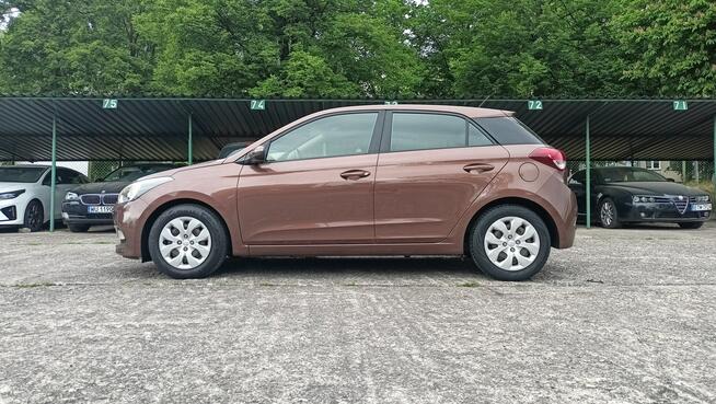 Hyundai i20 bardzo zadbany,  pierwszy właściciel, niski przebieg Tomaszów Mazowiecki - zdjęcie 11