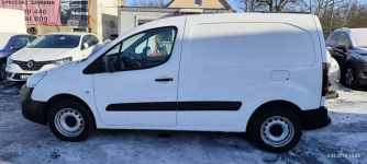 Peugeot Partner 1,6 HDI 99KM/3 miejscowy/Parktronik/tempomat Szczecin - zdjęcie 6