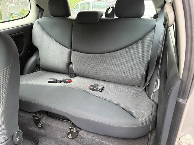 Toyota Yaris 2005 Salon Polska 1.0 Benzyna Legionowo - zdjęcie 10