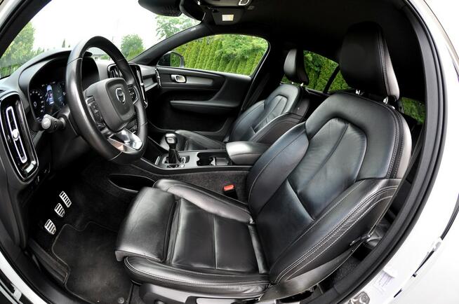 Volvo XC 40 1,5 Benzyna 130KM T2 Full Led Navi Pdc Full Opcja Płock - zdjęcie 7