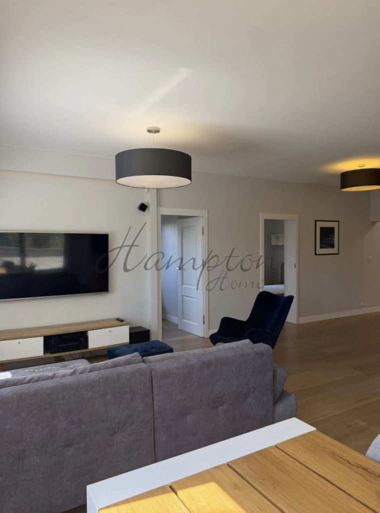Apartament z dużym tarasem na ostatnim piętrze Mokotów - zdjęcie 8
