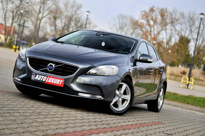 Volvo V40 1,6 HDi 115Km  Ledy Digital Navi City Kamera Klimatronik Płock - zdjęcie 9