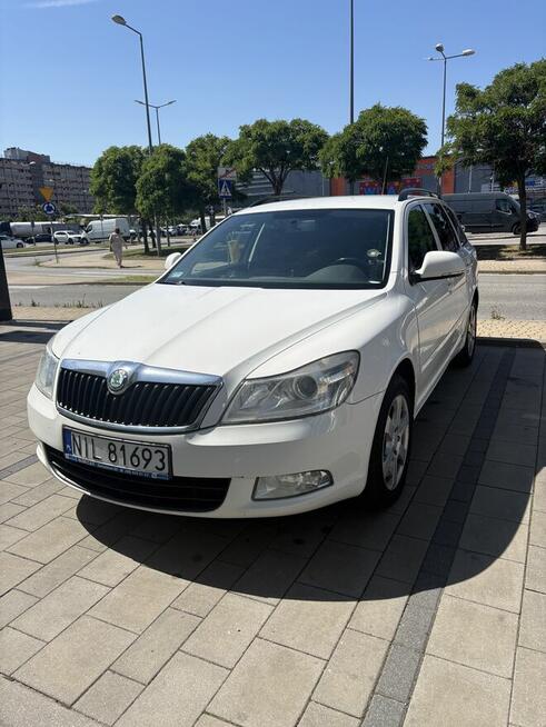 Skoda Octavia 1.9 TDI 2010 Kombi Gdańsk - zdjęcie 2