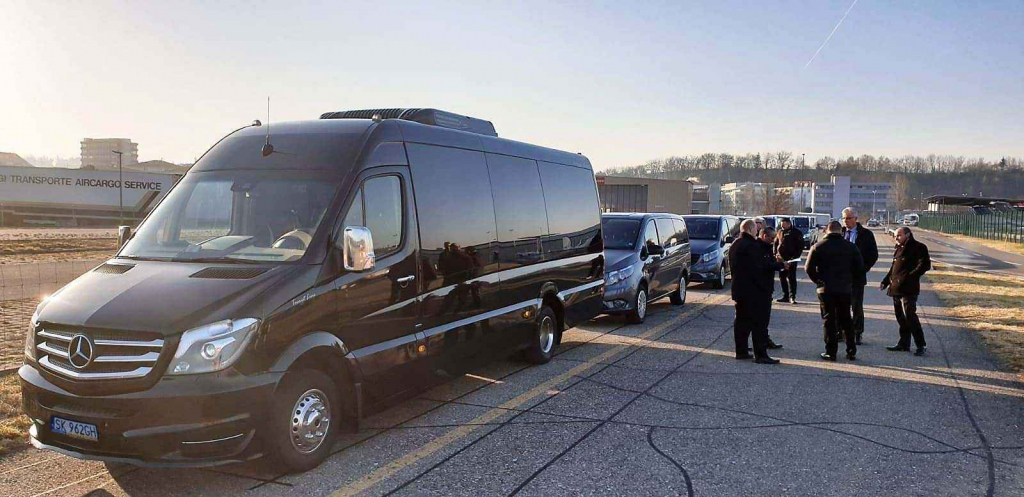 Wynajem busów Przewóz osób, Wynajem Autokarów, Śląsk, Katowice Ruda Śląska - zdjęcie 7