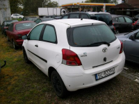 Toyota Yaris 1.0 benzyna/51 KW Katowice - zdjęcie 2