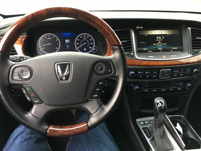 Hyundai Equus Rzeszów - zdjęcie 9