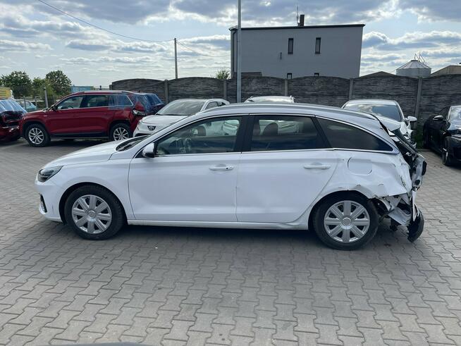 Hyundai i30 Podgrzewanie Klimatronik Kamera LED Gliwice - zdjęcie 2