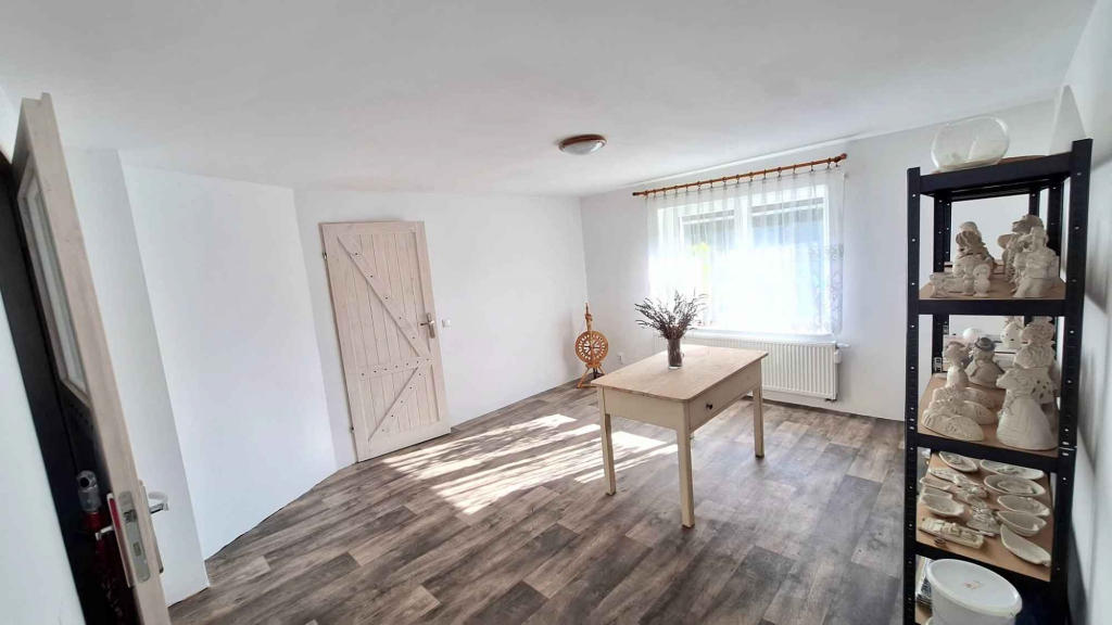 Dom po remoncie wśród Lasów Stobrawskich Dąbrówka Dolna - zdjęcie 8