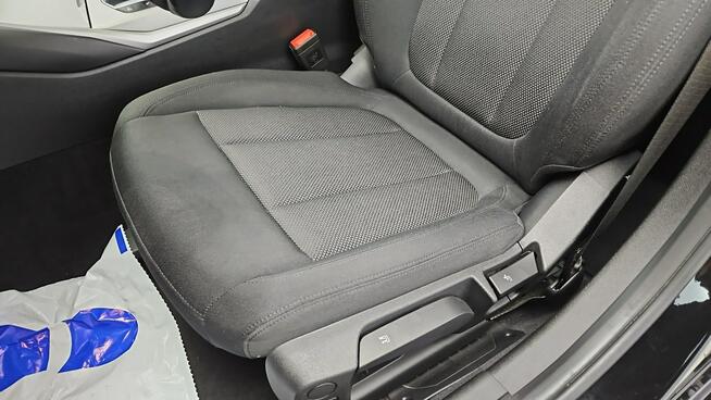 BMW 318 mHEV Advantag ! Z Polskiego Salonu ! Faktura Vat ! Warszawa - zdjęcie 12