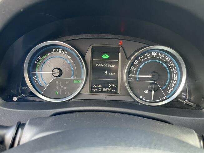 Toyota Auris Selection Hybryda Automat Kamera Podgrzewanie Gliwice - zdjęcie 9