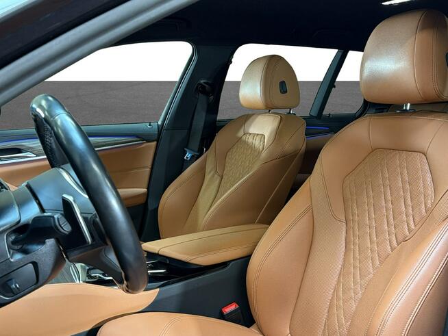 BMW 530I Xdrive MHEV Touring Katowice - zdjęcie 9