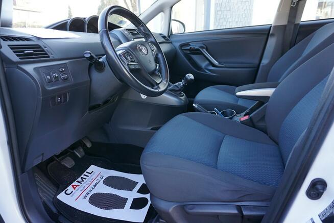 Toyota Verso zarejestrowany Opole - zdjęcie 9
