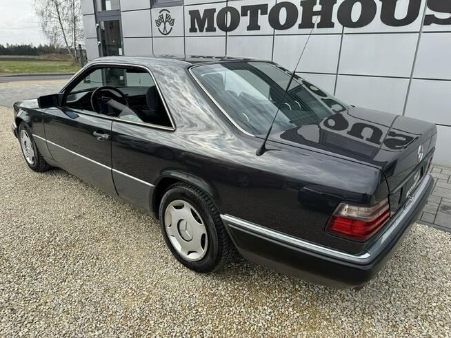 Mercedes E 200 CE klima automat Chełm Śląski - zdjęcie 9