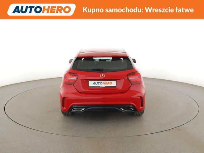 Mercedes A 180 automat półskóra kamera tempomat LED grzane fotele Warszawa - zdjęcie 6