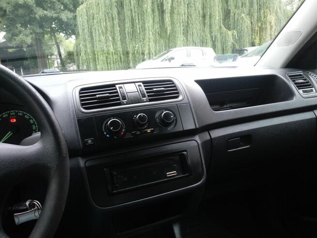 Skoda fabia II 2008 159 tys. km pierwszy właściciel Wilda - zdjęcie 5