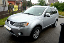 mitsubishi outlander II 2.0 DiD 4x4 7 osobowe