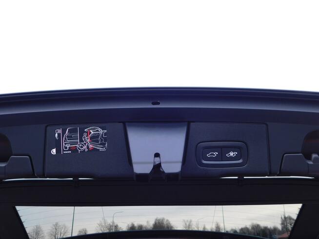Volvo XC 60 z Gwarancją Bezwypadkowy Żyrardów - zdjęcie 12