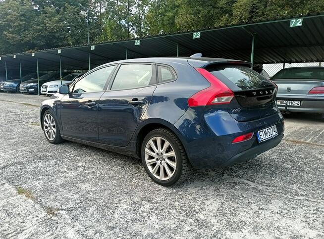 Volvo V40 zadbany, serwisowany, doinwestowany Tomaszów Mazowiecki - zdjęcie 12