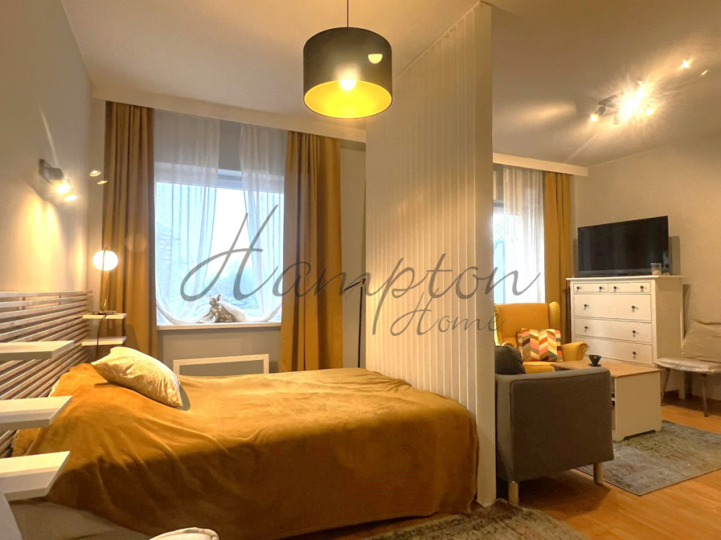 Kawalerka z widokiem na Park Kępa Potocka Żoliborz - zdjęcie 1