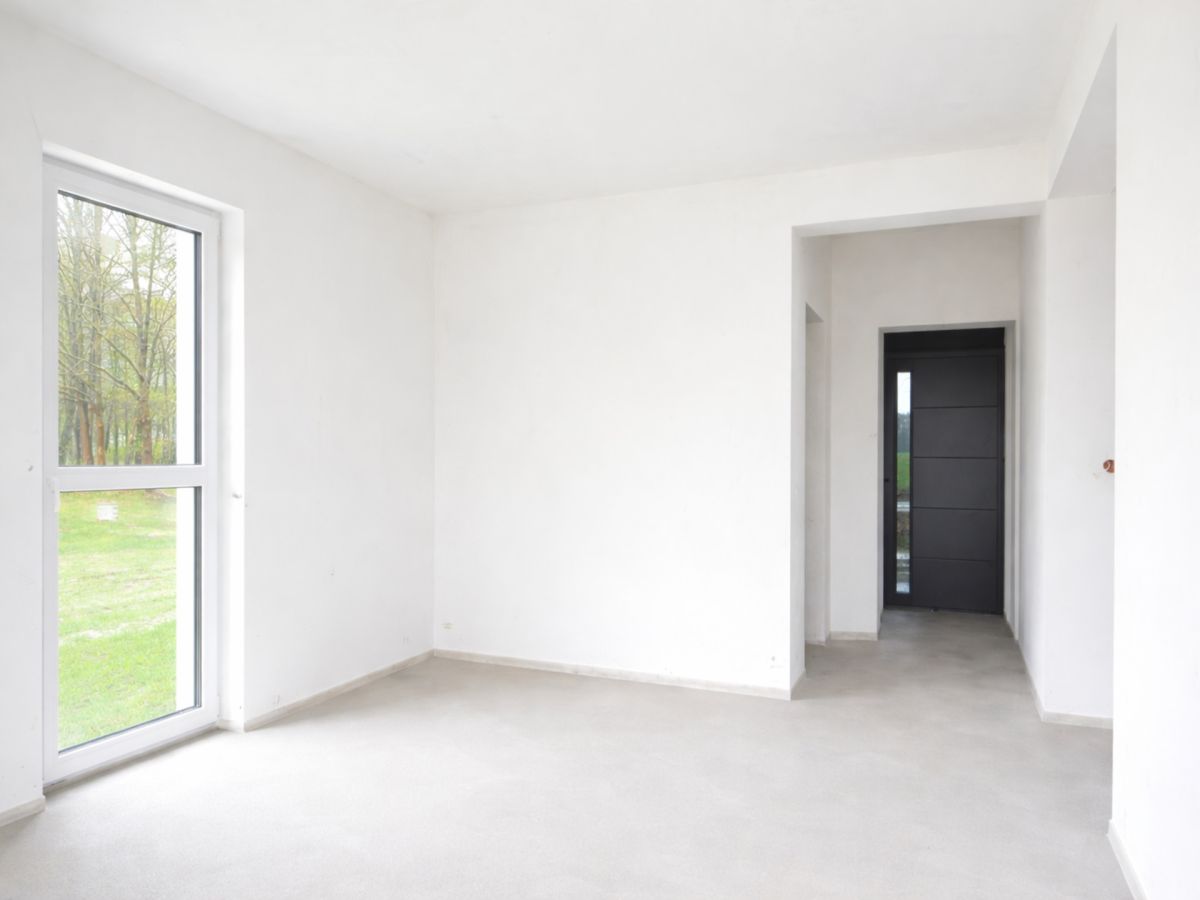 Dom w zabudowie bliźniaczej w spokojnej okolicy Glinno - zdjęcie 7