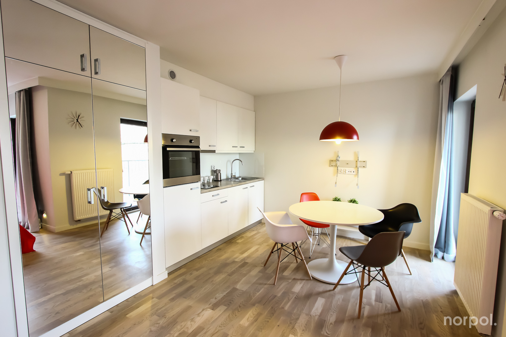 Przytulne studio na Kijowskiej, balkon, winda, zielona okolica, ciche Kraków - zdjęcie 3