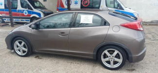 Honda Civic IX • 2013 • 1.8 i‑VTEC 140 KM • Comfort Jelenia Góra - zdjęcie 9