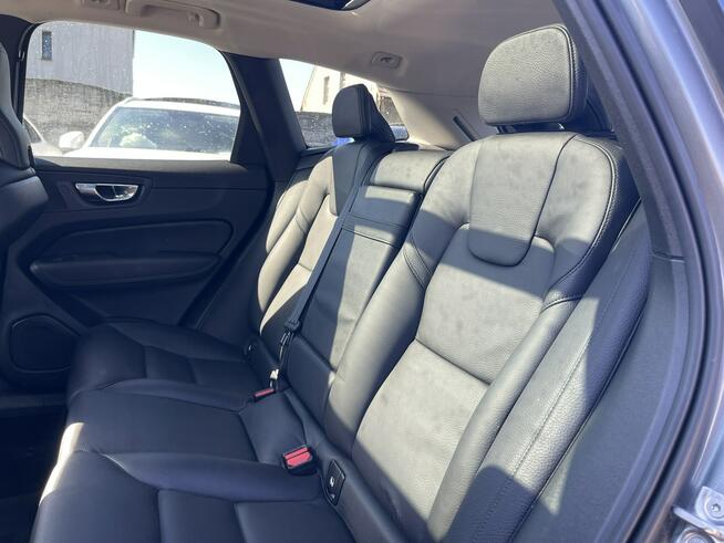 Volvo XC 60 Momentum D4 Skóra Panorama Kamera HAK 190KM Gliwice - zdjęcie 10