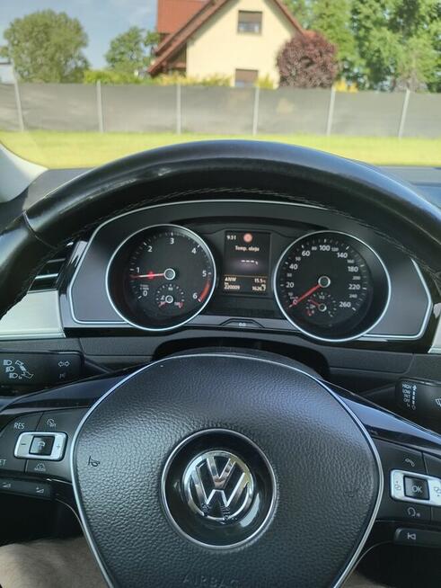 VW Passat B8 Highline Brodów - zdjęcie 9